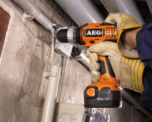 Новая модель AEG BSB 12 G (NiCd, 12В, 1.4 А*ч) - ударная дрель/шуруповерт