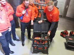Milwaukee Packout чемодан система хранения инструмент оснастка конференция 2018 Копенгаген