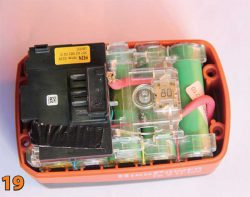 аккумулятор в разборе электронный блок УШМ