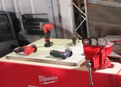Конференция Milwaukee 2019 Дублин M12 FCOT пила мини отрезная машинка резак аккумуляторная универсальная