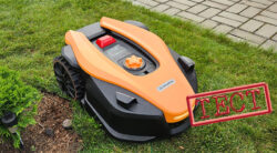 Villartec MI 2002 Робот-газонокосилка