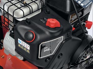Шнеко-роторный снегоуборщик Ariens ST 36 DLE: праймер и рычаг привода заслонки карбюратора Шнеко-роторный снегоуборщик Ariens ST 36 DLE: праймер и рычаг привода заслонки карбюратора