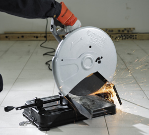 отрезная пила по металлу Black&Decke CS355 отрезная пила по металлу Black&Decke CS355